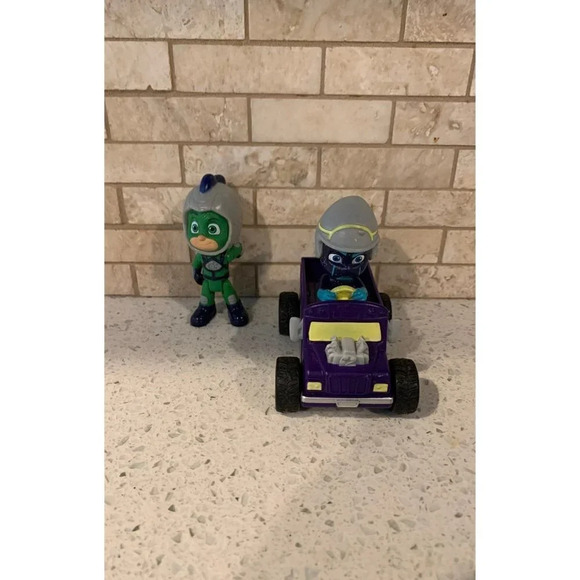 Pj mask figurines. SF - Picture 1 of 9